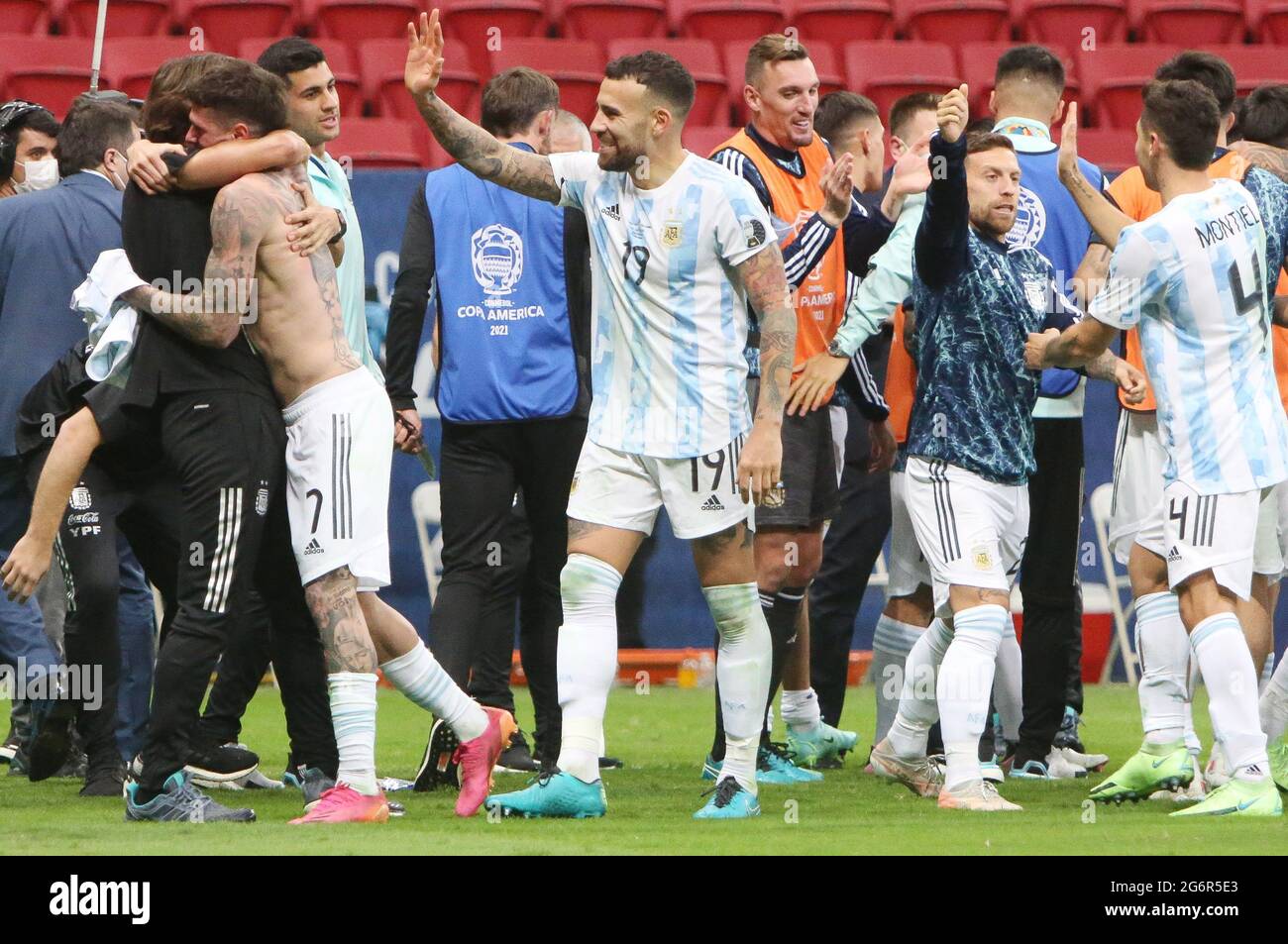 Argentina players celebrate during the Copa America 2021, semi-final football match between Argentina and Colombia on July 7, 2021 at Estadio Nacional Mane Garrincha in Brasilia, Brazil - Photo Laurent Lairys / DPPI Stock Photo