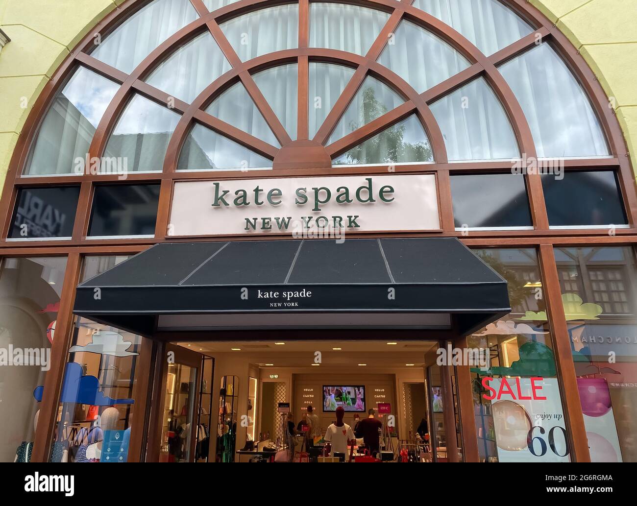 Roermond, Netherlands - July 1. 2021: View on store facade with logo  lettering of kate spade fashion brand Stock Photo - Alamy