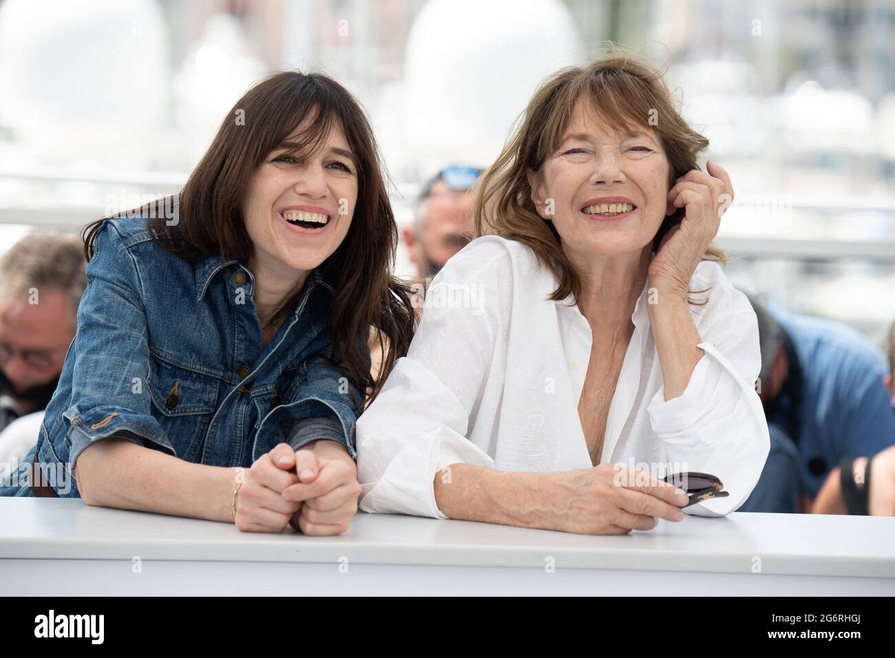 Jane Birkin And Director Charlotte Gainsbourg Attend The Jane Par jane-birkin-and-director-charlotte-gainsbourg-attend-the-jane-par