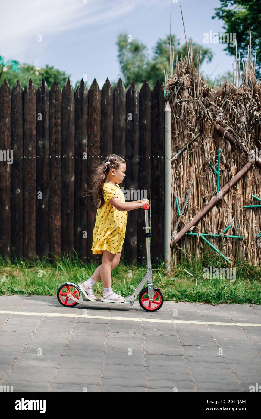 Old amusement park rides hi-res stock photography and images - Alamy