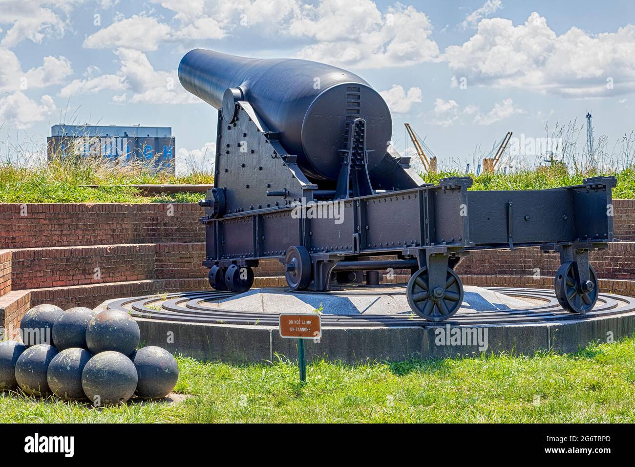Civil War-era cannon at Fort McHenry. The fort was instrumental in protecting Baltimore and the approach to Washington, D.C. Stock Photo