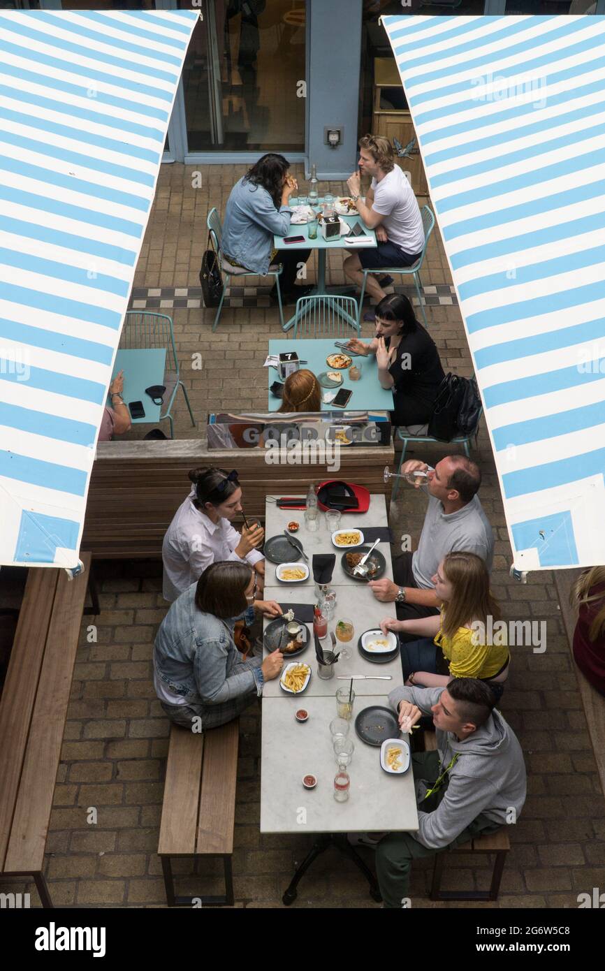 Seating option hires stock photography and images Alamy