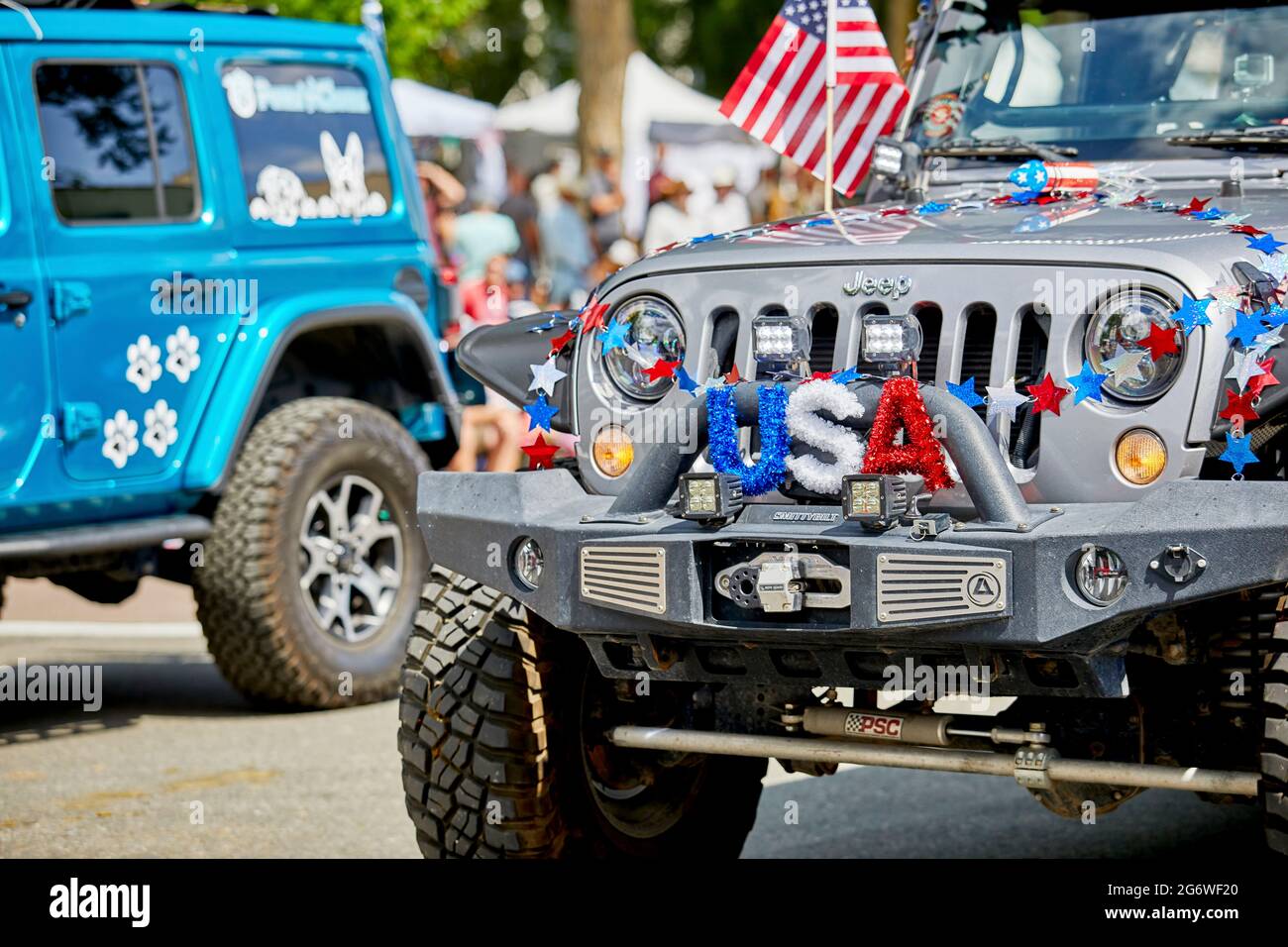 Prescott, Arizona, USA - July 3, 2021: Decorations on the front of a silver jeep in the 4th of July parade Stock Photo