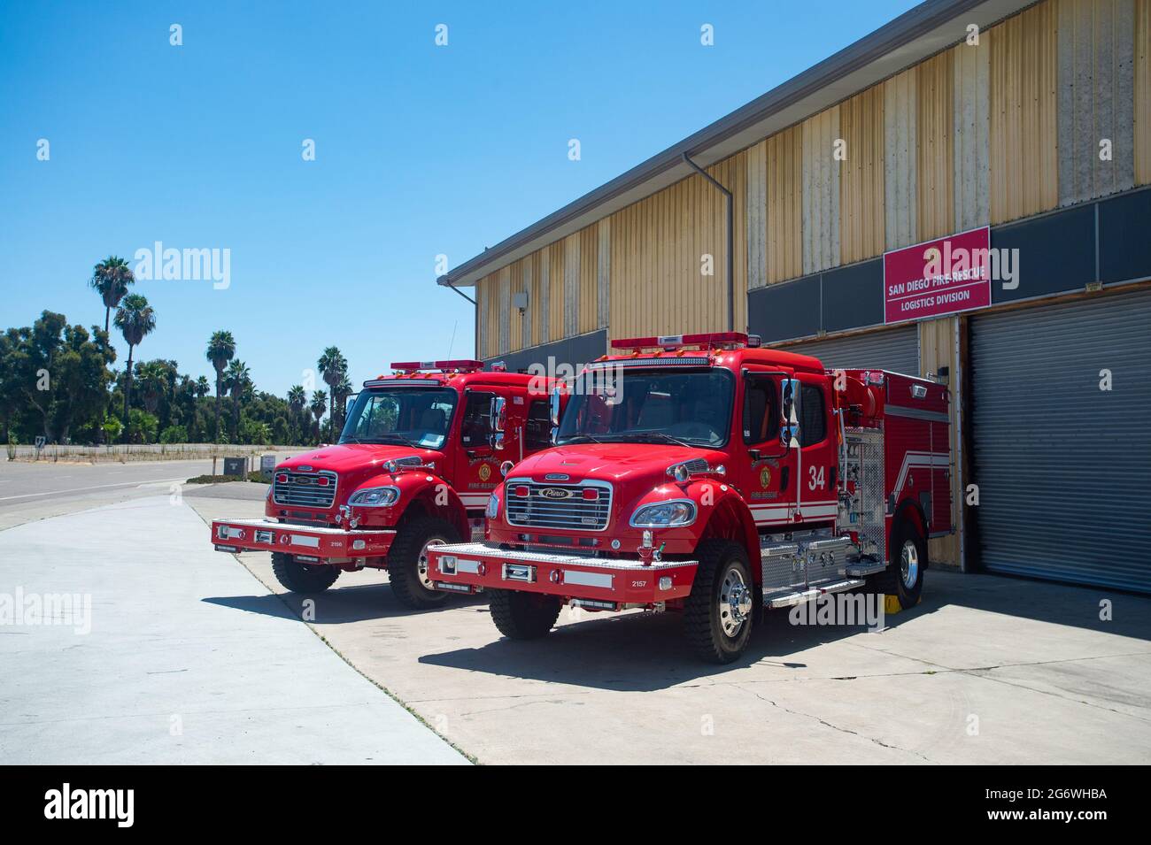 San Diego FireRescue Brush Rigs Stock Photo Alamy