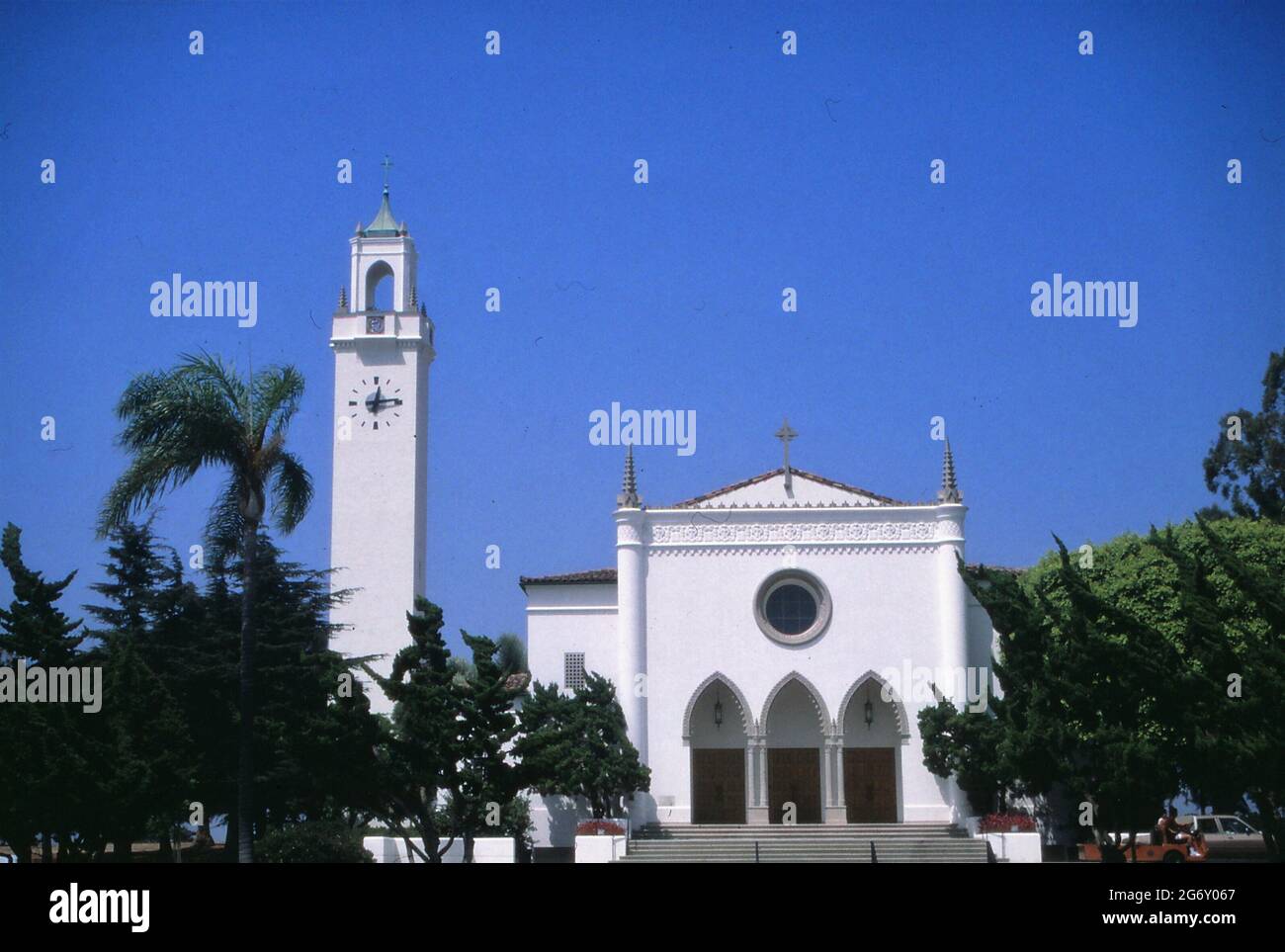 LOS ANGELES, UNITED STATES - Jun 04, 2021: Long view of the Chapel of the Sacred Heart on campus of Loyola Marymount University, California. Stock Photo