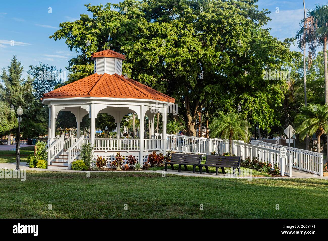 Venice gazebo in Centennial Park at Tampa Ave. and Nassau. Concerts are held here perdiocally in the evenings. Stock Photo
