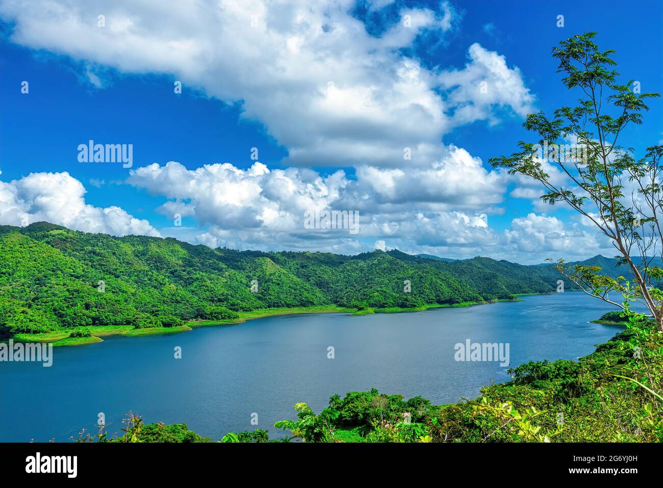 Hanabanilla lake cuba hi-res stock photography and images - Alamy