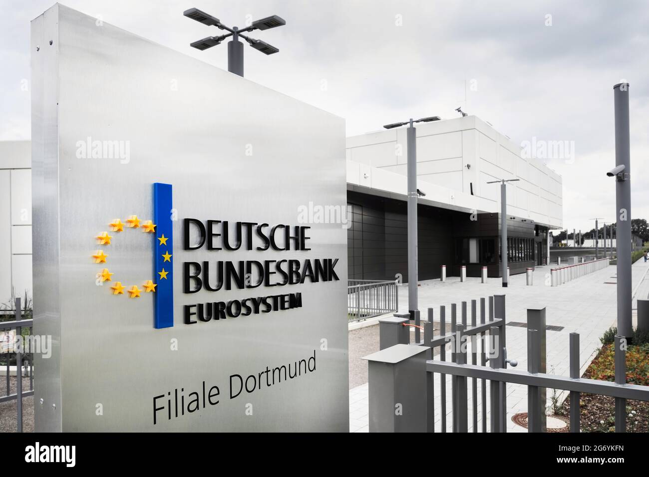 Deutsche Bundesbank branch in Dortmund, Ruhr area, Germany, 07/09/2021   ---   Deutsche Bundesbank Filiale in Dortmund, Ruhrgebiet, Deutschland, 09.07.2021 Stock Photo