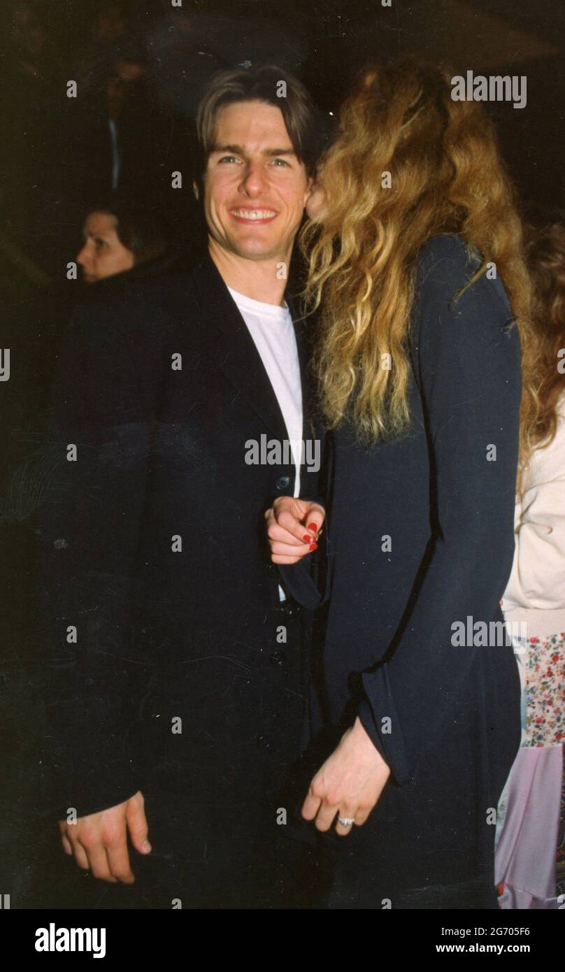 Los Angeles.CA.USA. LIBRARY. Nicole Kidman and Tom Cruise at the premiere  of Days of Thunder. 20th May 1992. LMK30-090721LLUO-001 Laura  Luongo/PIP-Landmark Media WWW.LMKMEDIA.COM Stock Photo - Alamy