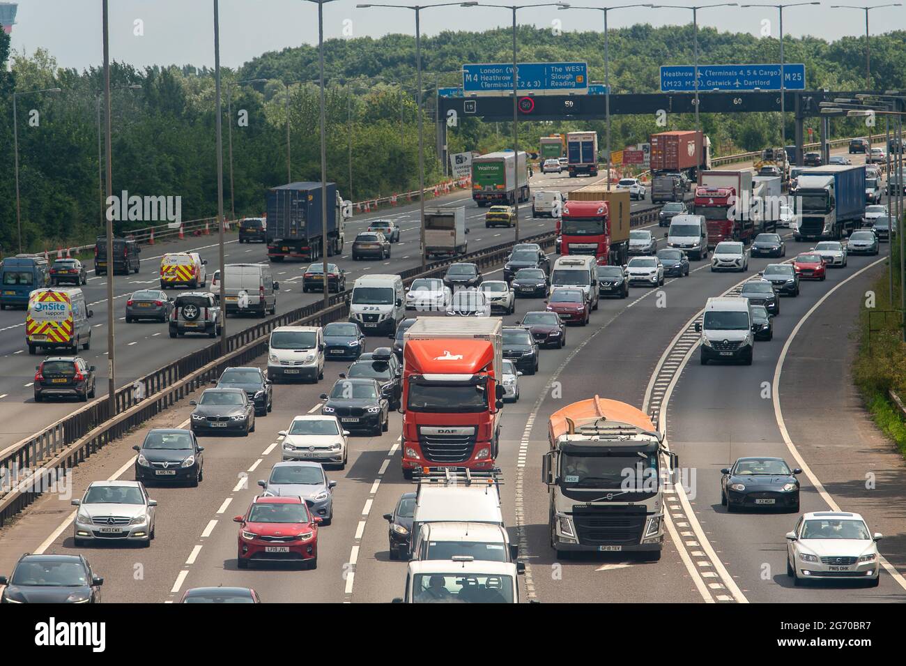 m25 hard shoulder high resolution stock photography and images alamy