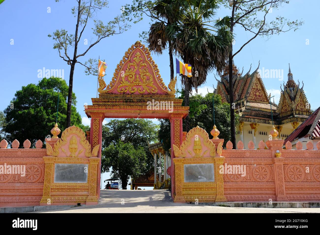 Cambodia Sihanoukville - Kampong Som - Wat IntNhean - Wat Krom entrance gate Stock Photo