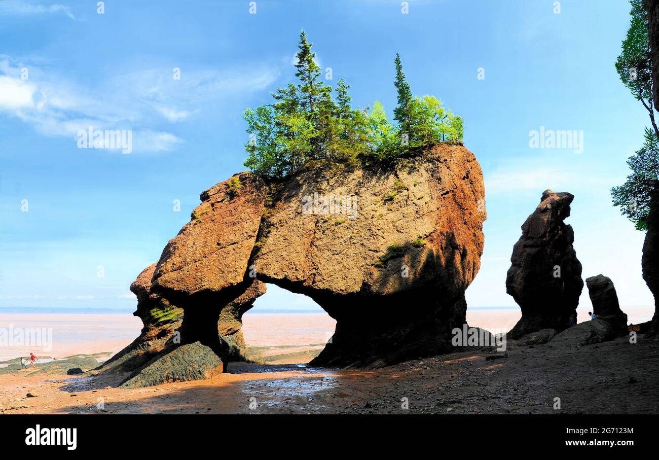 The Hopewell Rocks in New Brunswick, at the Bay of Fundy, on a sunny ...