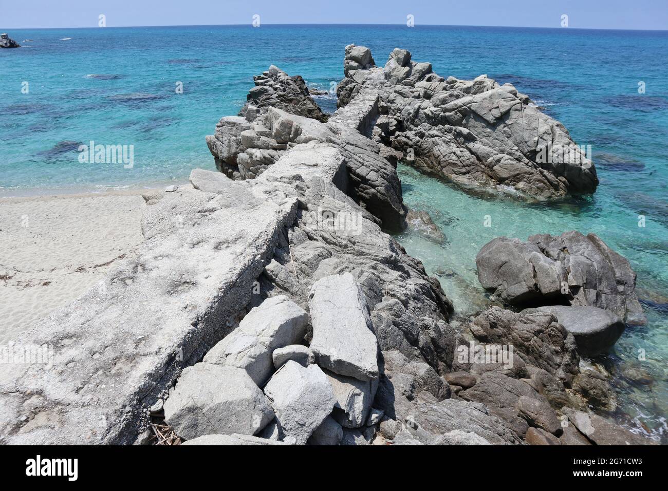 Sentiero isolato hi-res stock photography and images - Alamy