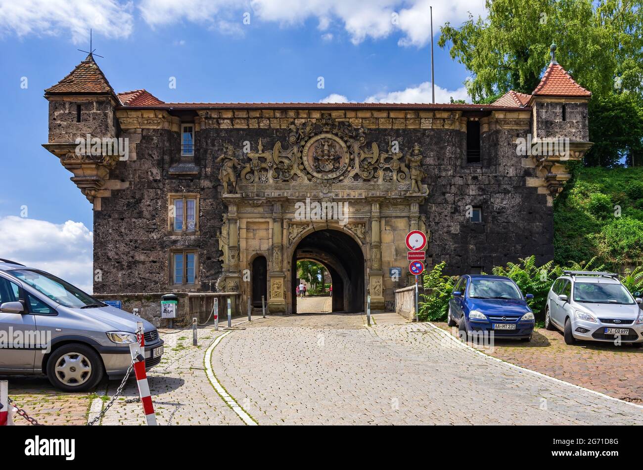 Lower castle gate hi-res stock photography and images - Alamy