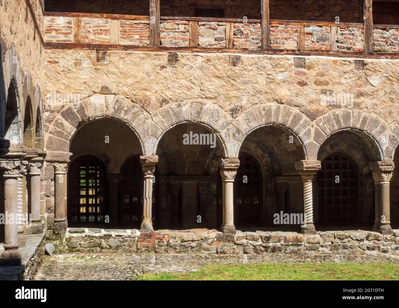 Romanesque cloister of the Abbey of Saint-André, located in Lavaudieu, Haute-Loire, France. Stock Photo