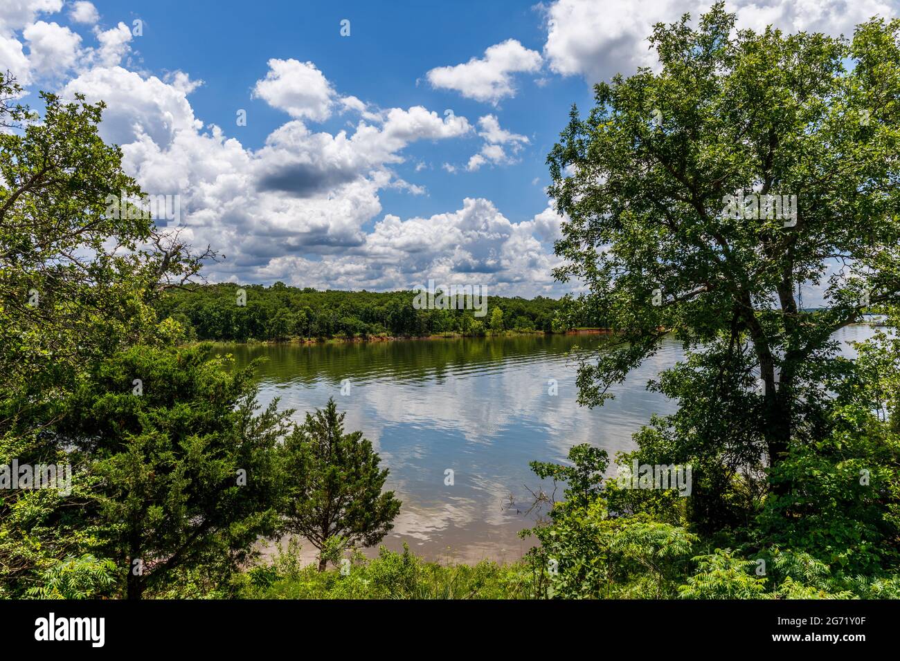 Scenic view of a wooded lake in Oklahoma. Stock Photo