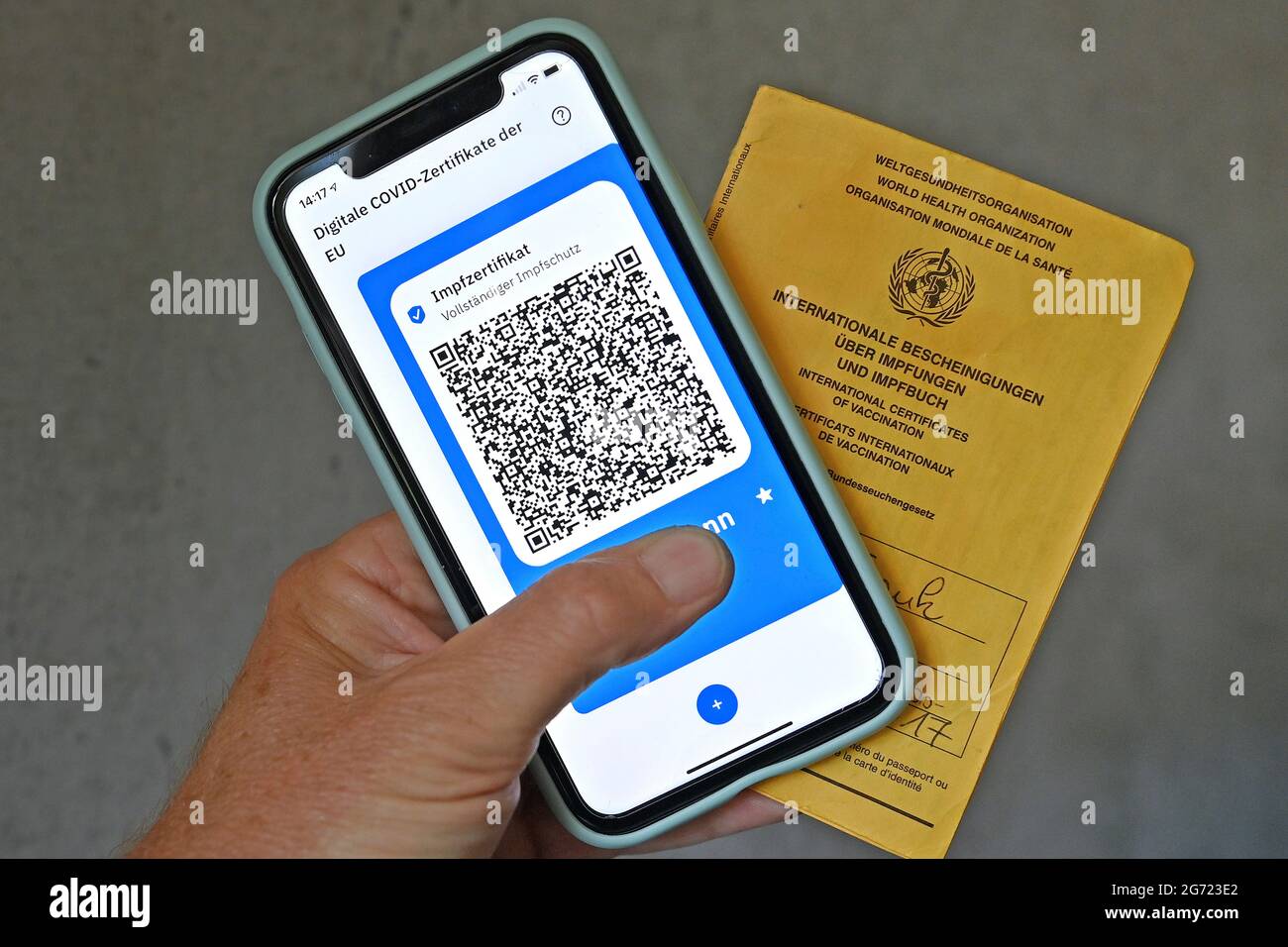 Topic picture / symbol photo: Digital COVID certificates from the EU on ...