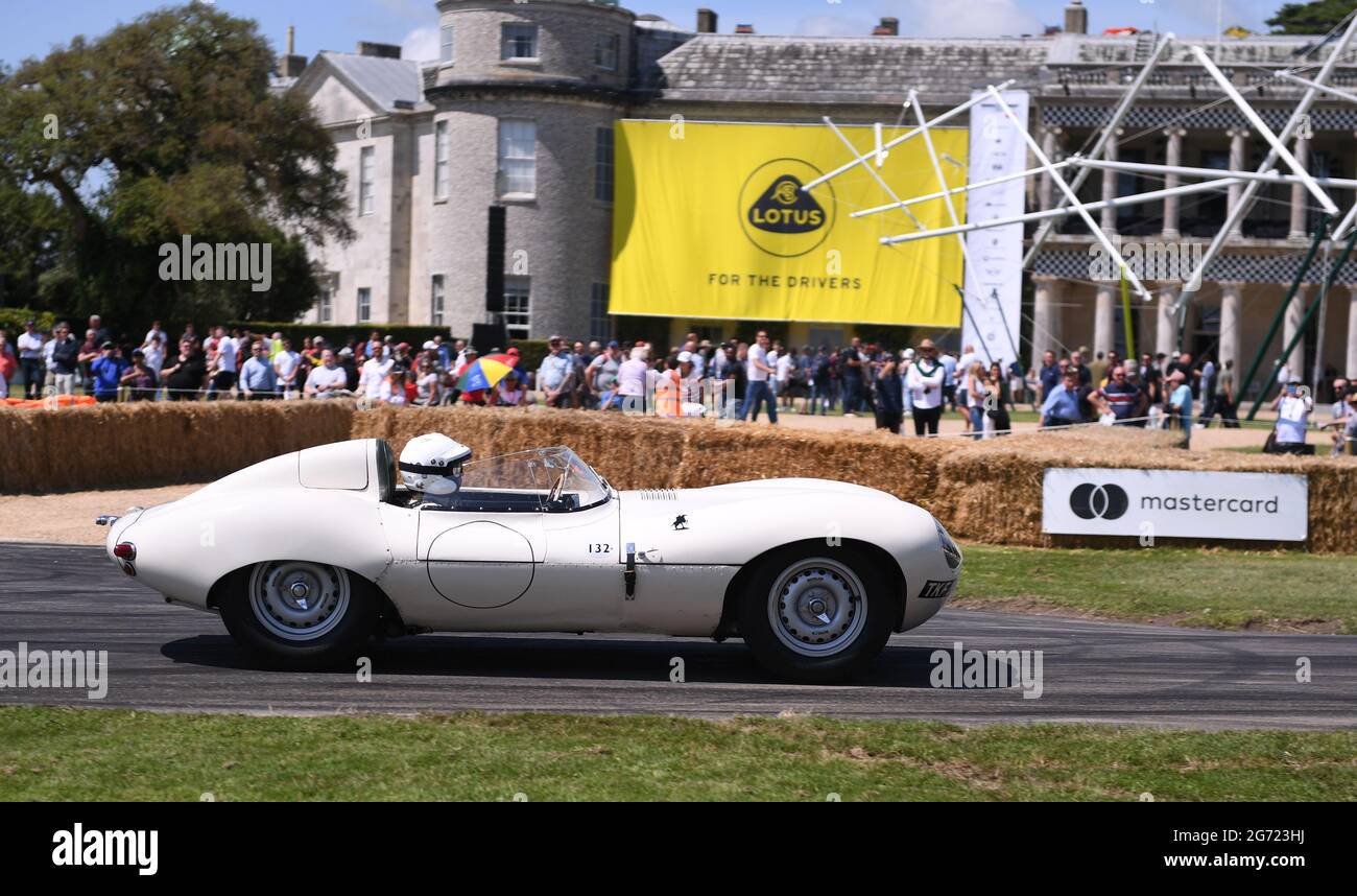 Goodwood House, Chichester, UK. 9th July, 2021. Goodwood Festival of Speed; Day Two; Gary Pearson competes in the hill climb in his Jaguar D Type in front of the Lotus Aeroad sculpture and Goodwood House Credit: Action Plus Sports/Alamy Live News Stock Photo