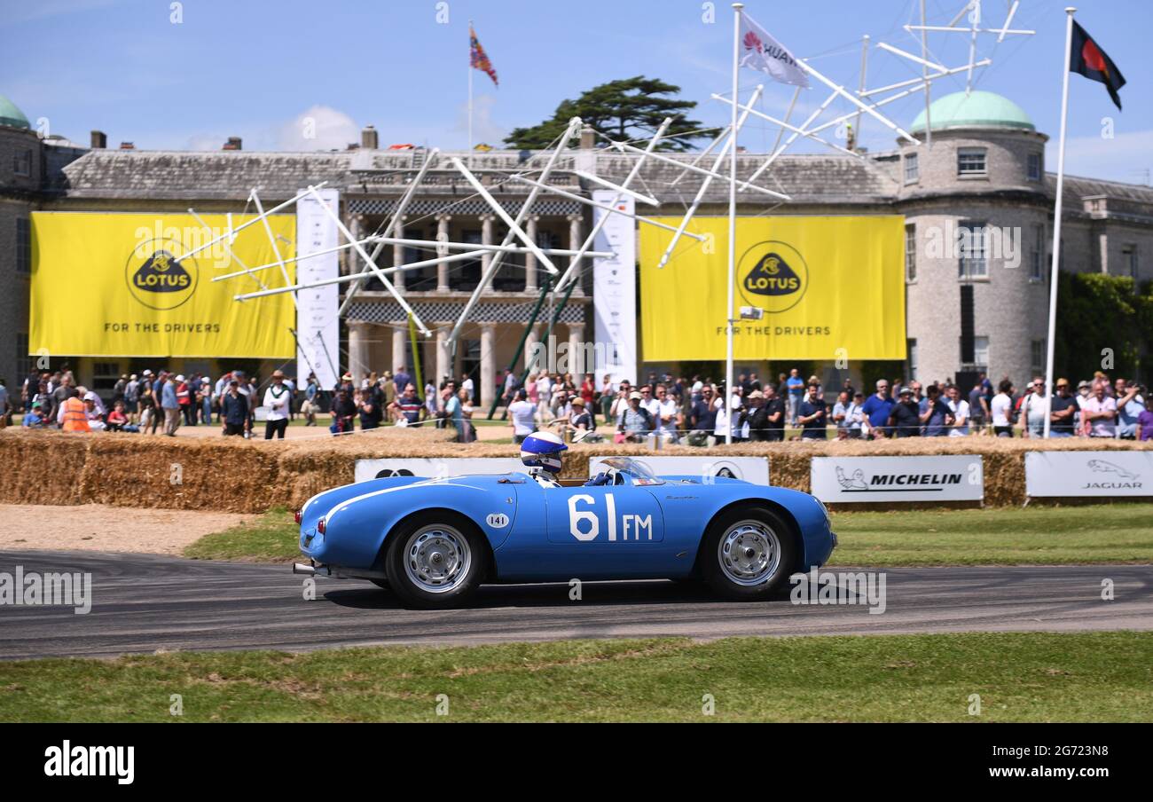 Porsche 550 spyder hi-res stock 