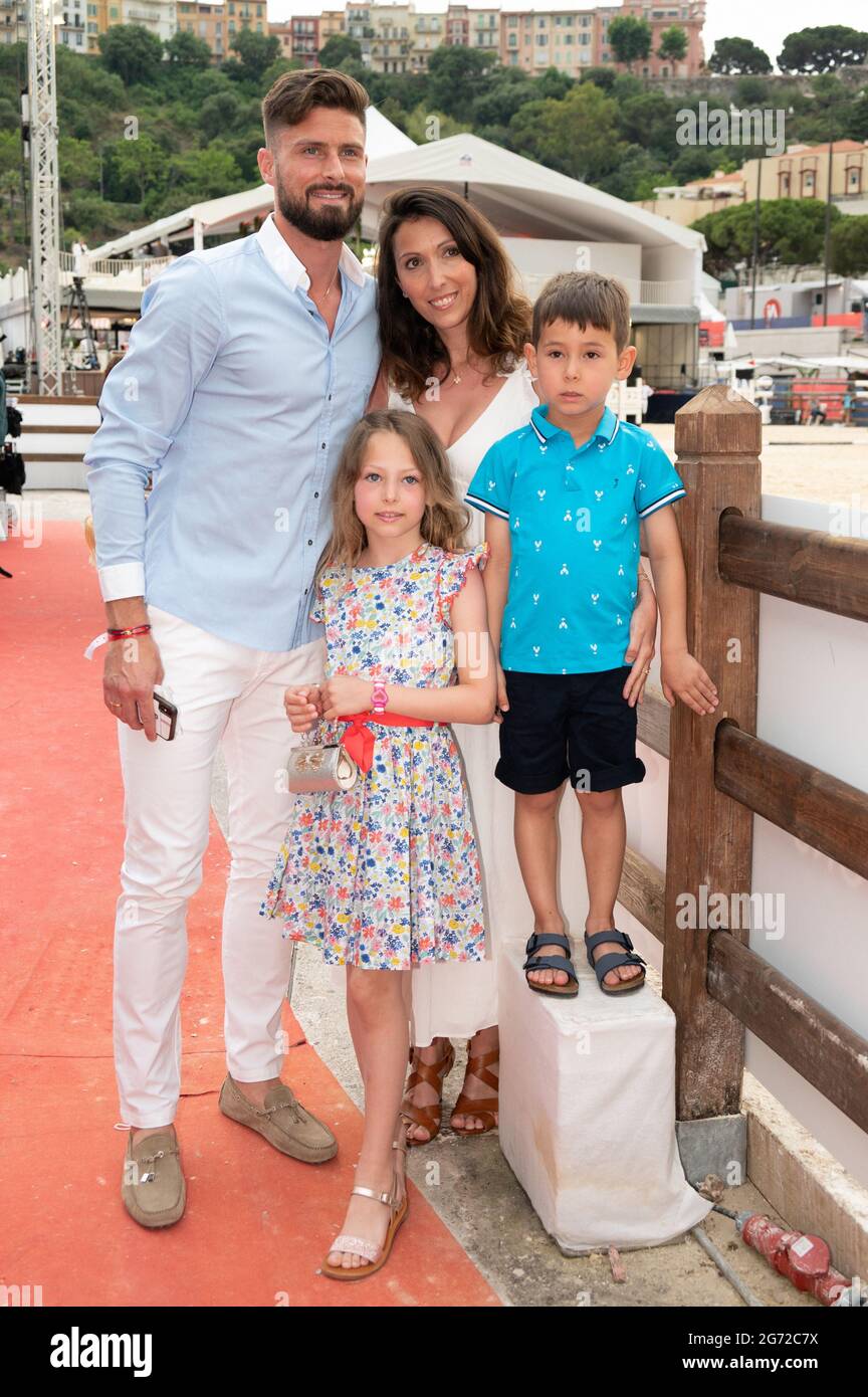 Olivier Giroud and his wife Jennifer Giroud with their children Jade