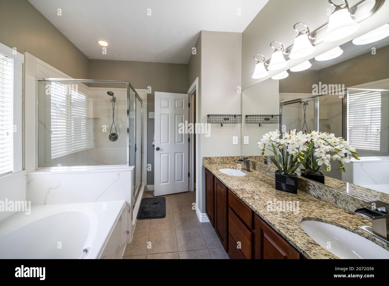 Modern minimalist bathroom interior design Stock Photo - Alamy