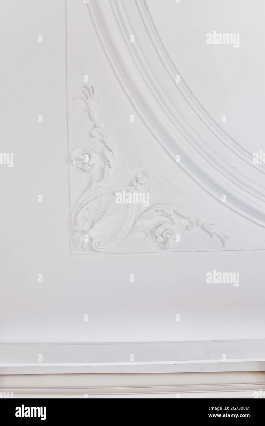 Luxury interior design of a modern house Stock Photo - Alamy