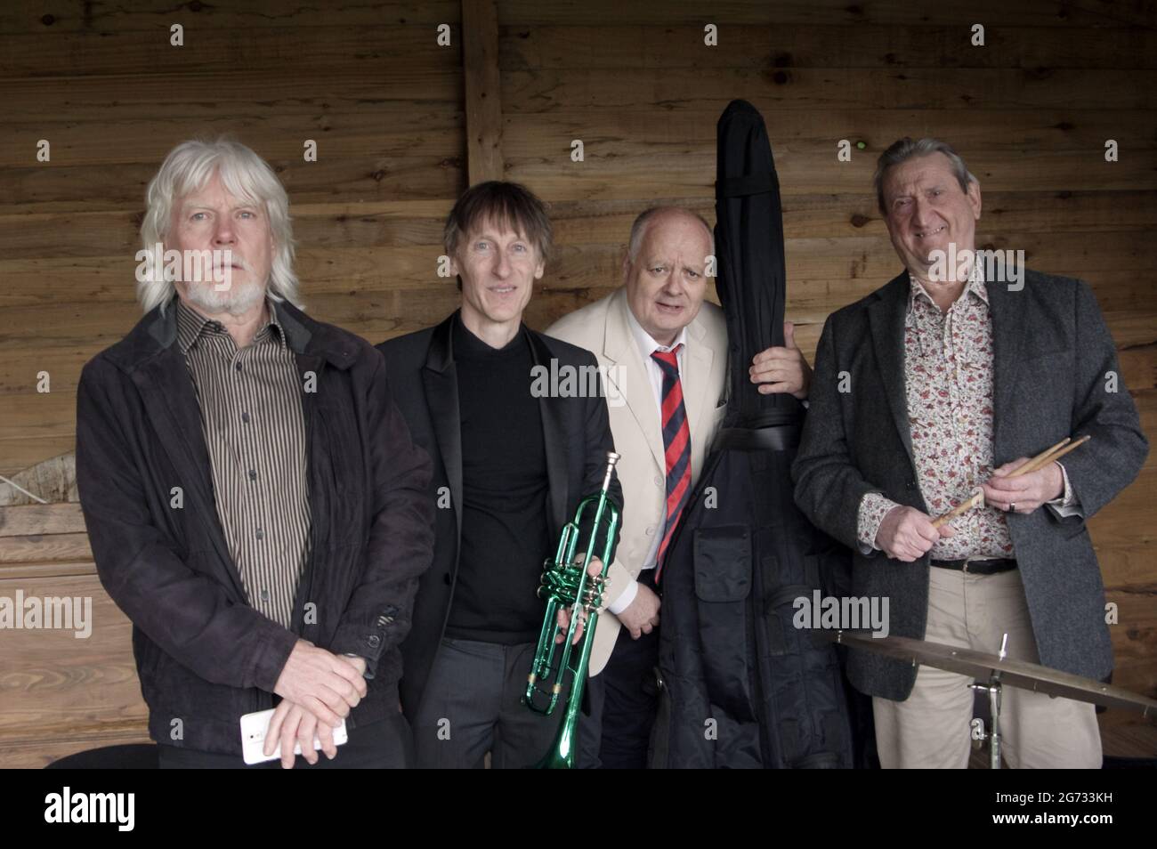 Mike Hatchard, Paul Morgan, Paul Higgs, Dave Barry, Three Horseshoes, Knockholt, Kent, 18th May 2021. Stock Photo