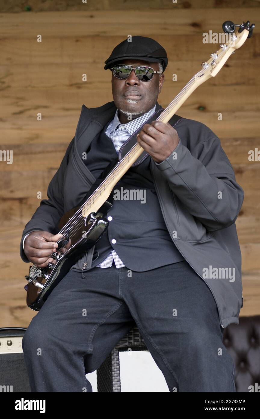 Neville Malcolm, Shireen Francis Small Island Project, Three Horseshoes, Knockholt, Kent, 29th June 2021. Stock Photo