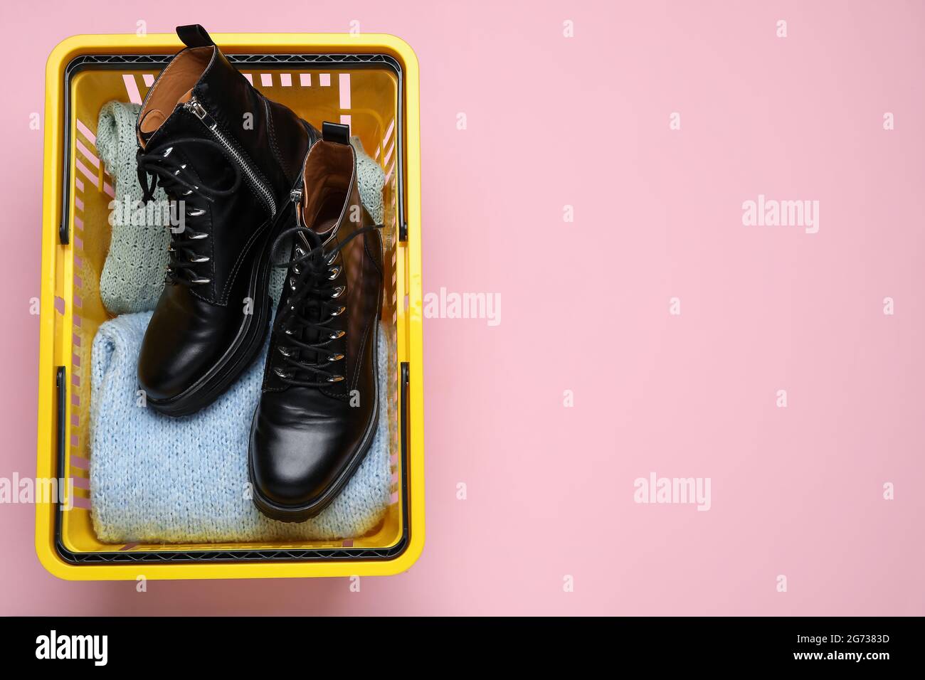 Boots shopping basket hires stock photography and images Alamy