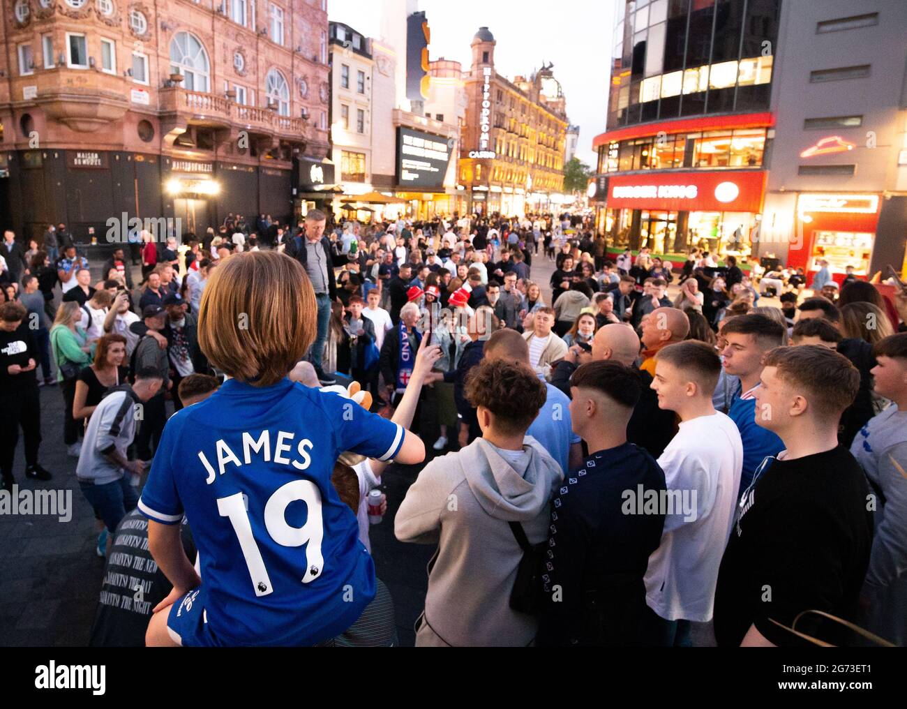 Playing With Fans Football pa2021 hi-res stock photography and images - Alamy