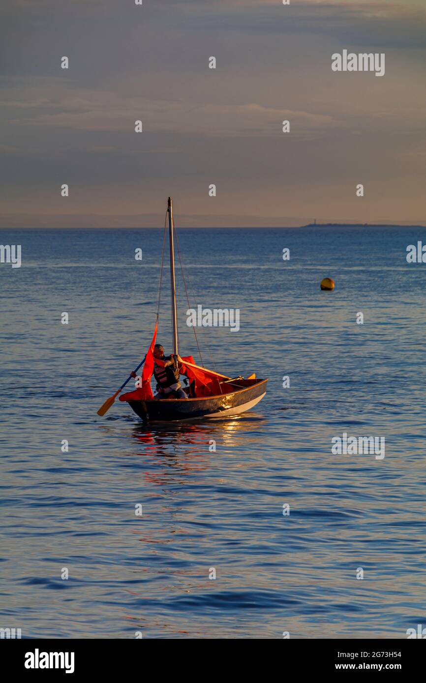 Mirror sailing dinghy hires stock photography and images Alamy