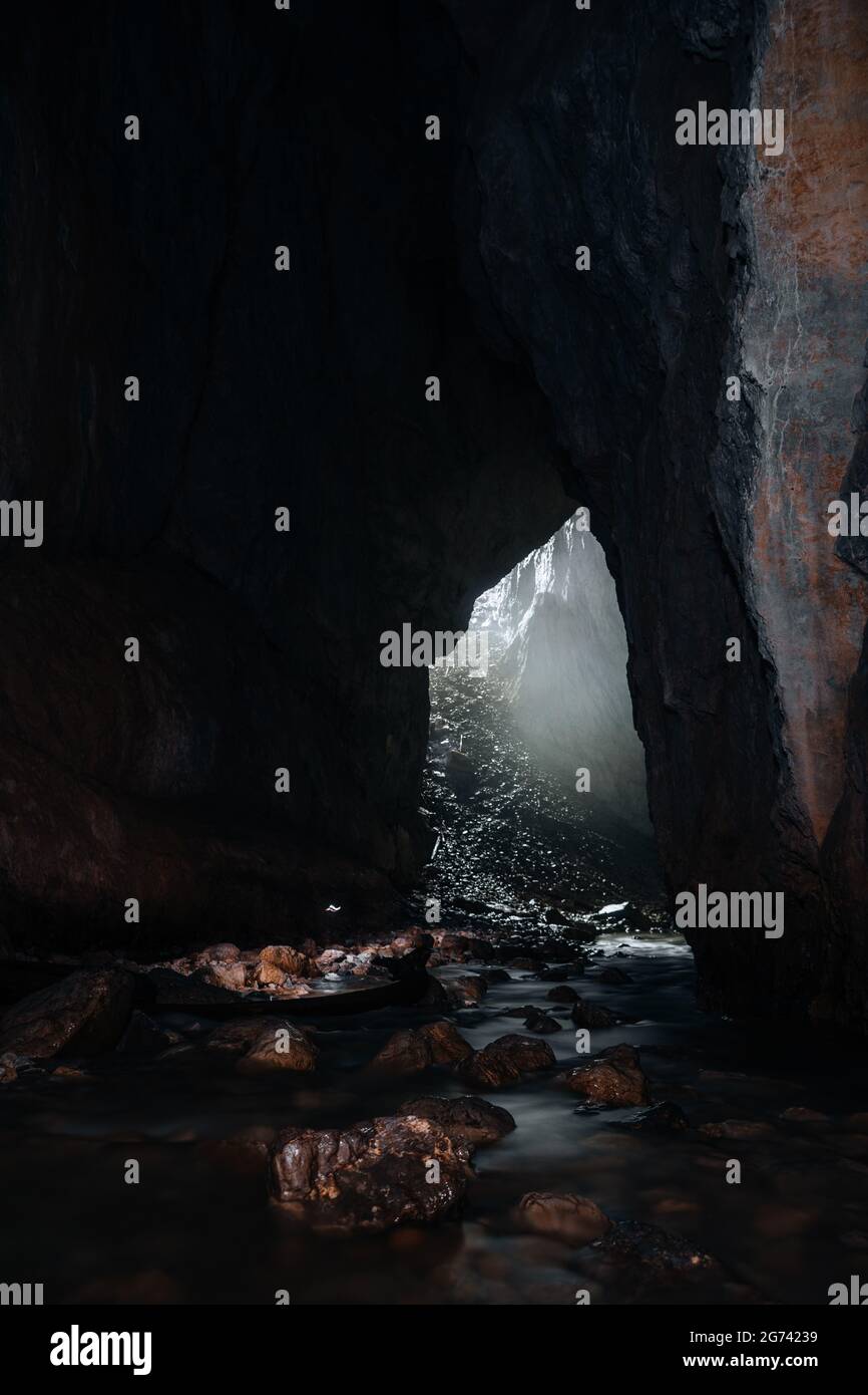 Narrow stream surrounded rocks hi-res stock photography and images - Alamy