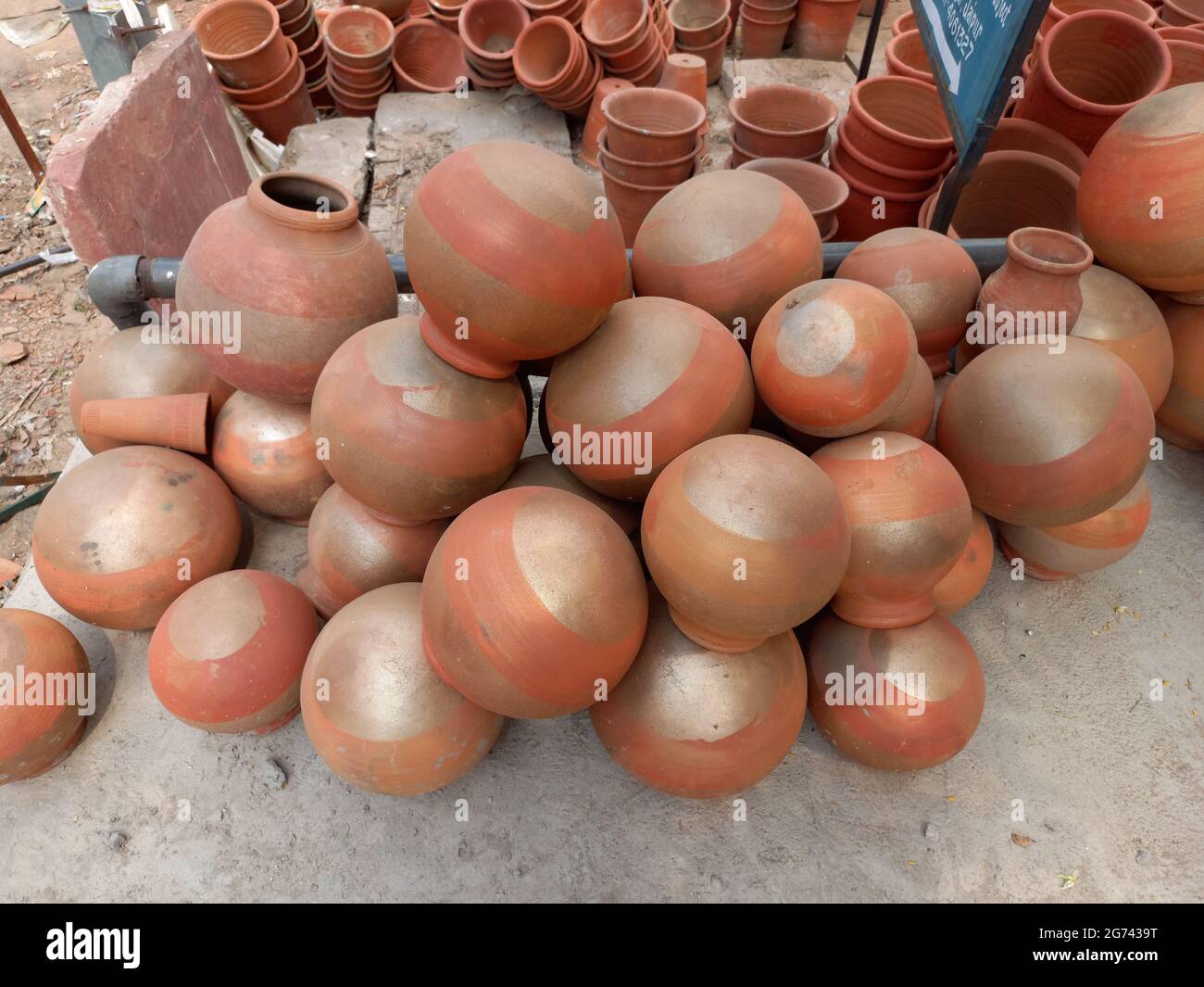 Clay pottery is showing on roadside in Jaipur, Rajasthan, India Stock