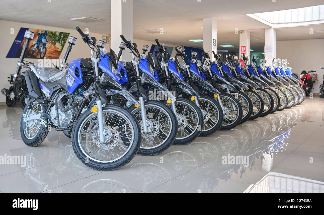 Motorcycle store hi res stock photography and images Alamy