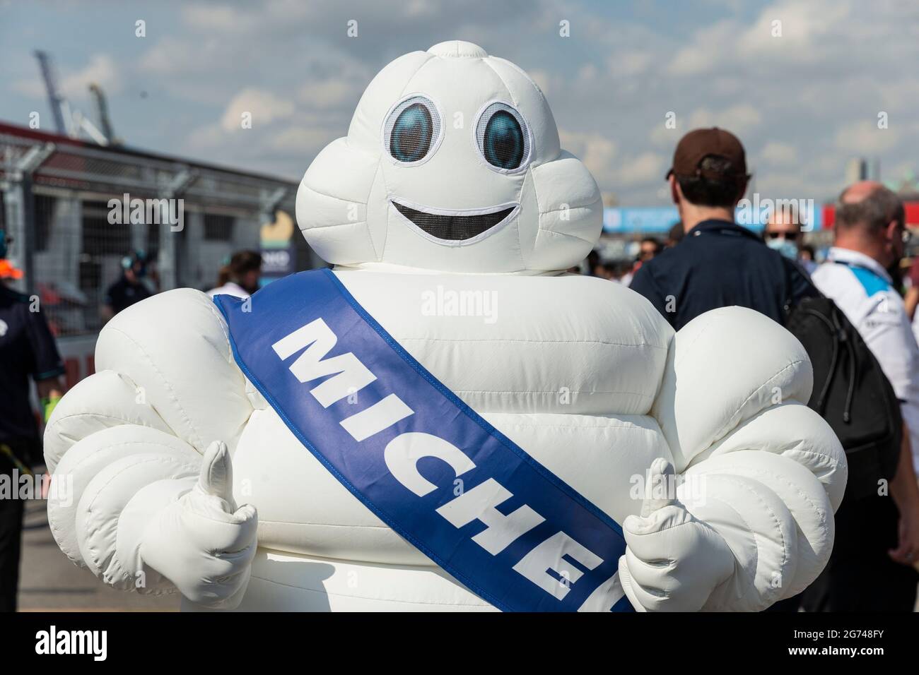 Mascot 3 jpg hi-res stock photography and images - Page 2 - Alamy