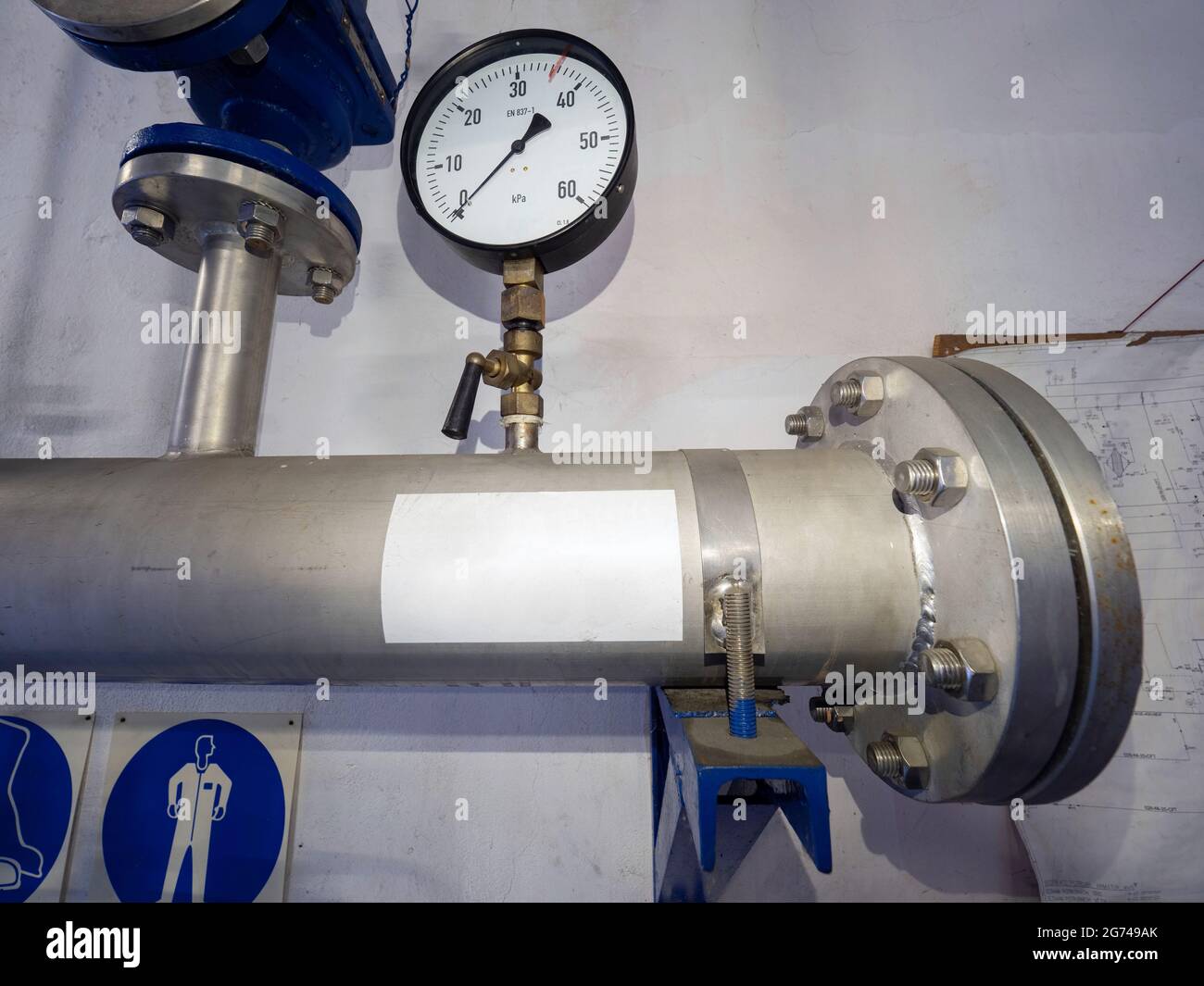 Pressure measurement gauge. Pressure chrome steel pipes in chemical