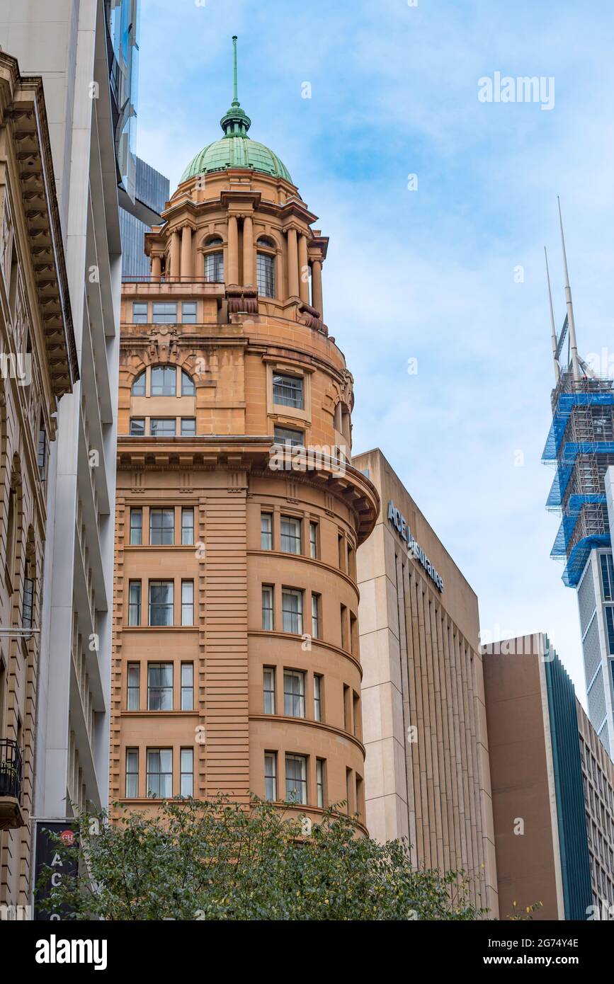 The copper domed tower of the Interwar Commercial Renaissance Palazzo style Raddison Hotel (prev. Fairfax & Sons and Bank of NSW) building in Sydney Stock Photo