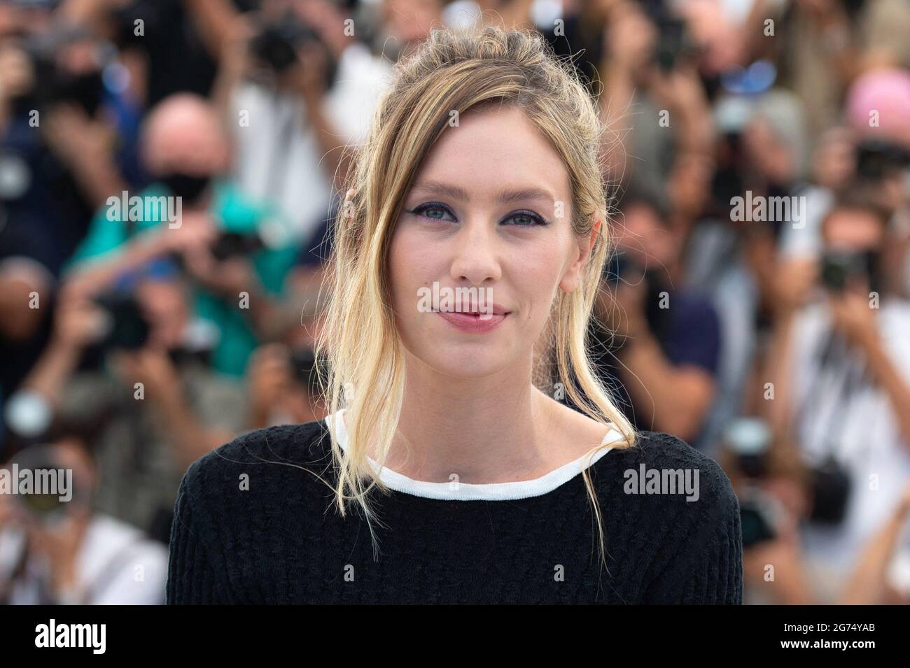 Dylan Penn attending the Flag Day Photocall as part of the 74th Cannes ...