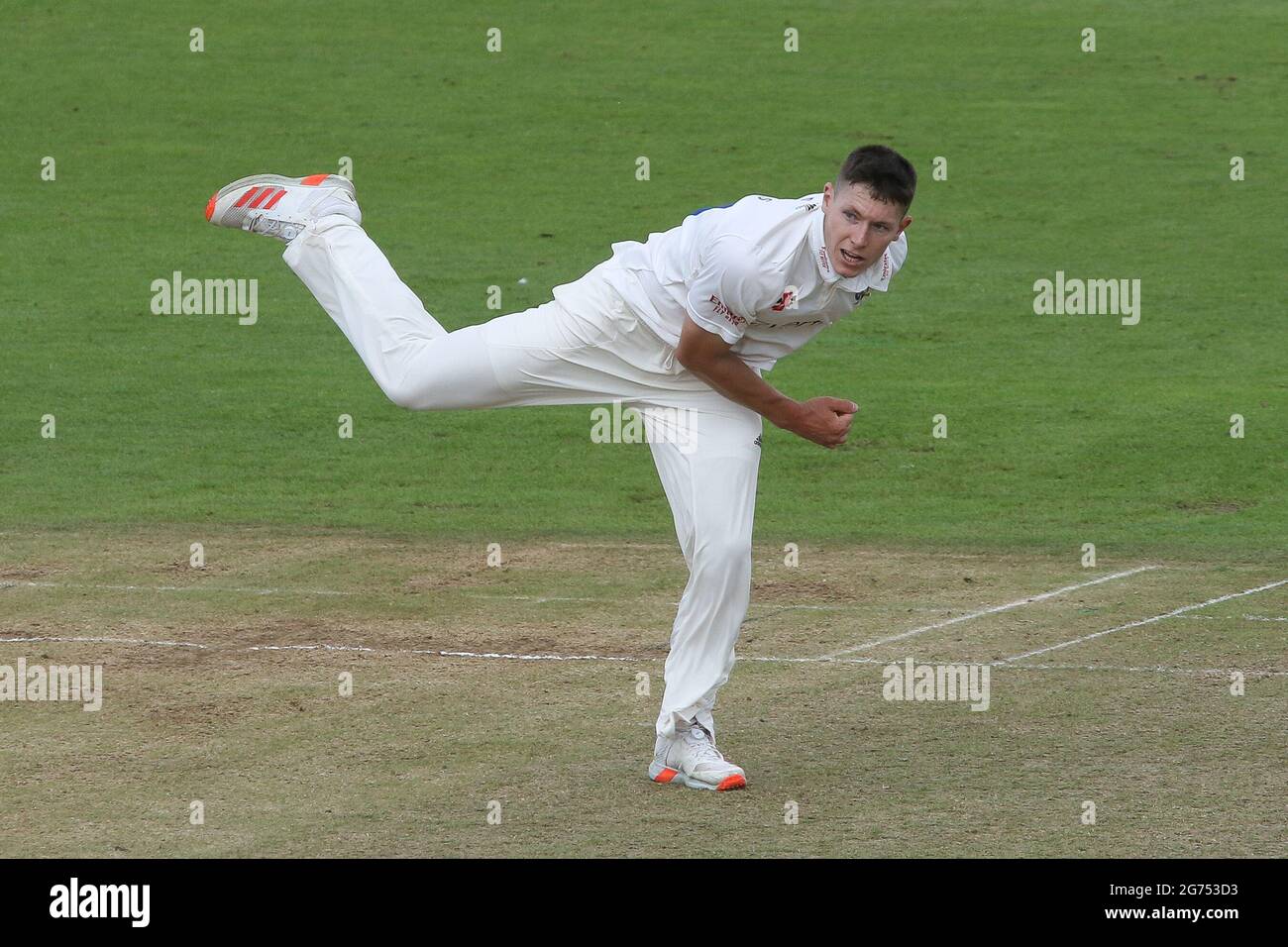 CHESTER LE STREET, UK. JULY 11TH Matthew Potts of Durham bowls during the LV= County Championship match between Durham County Cricket Club and Nottinghamshire at Emirates Riverside, Chester le Street on Sunday 11th July 2021. (Credit: Will Matthews | MI News) Credit: MI News & Sport /Alamy Live News Stock Photo