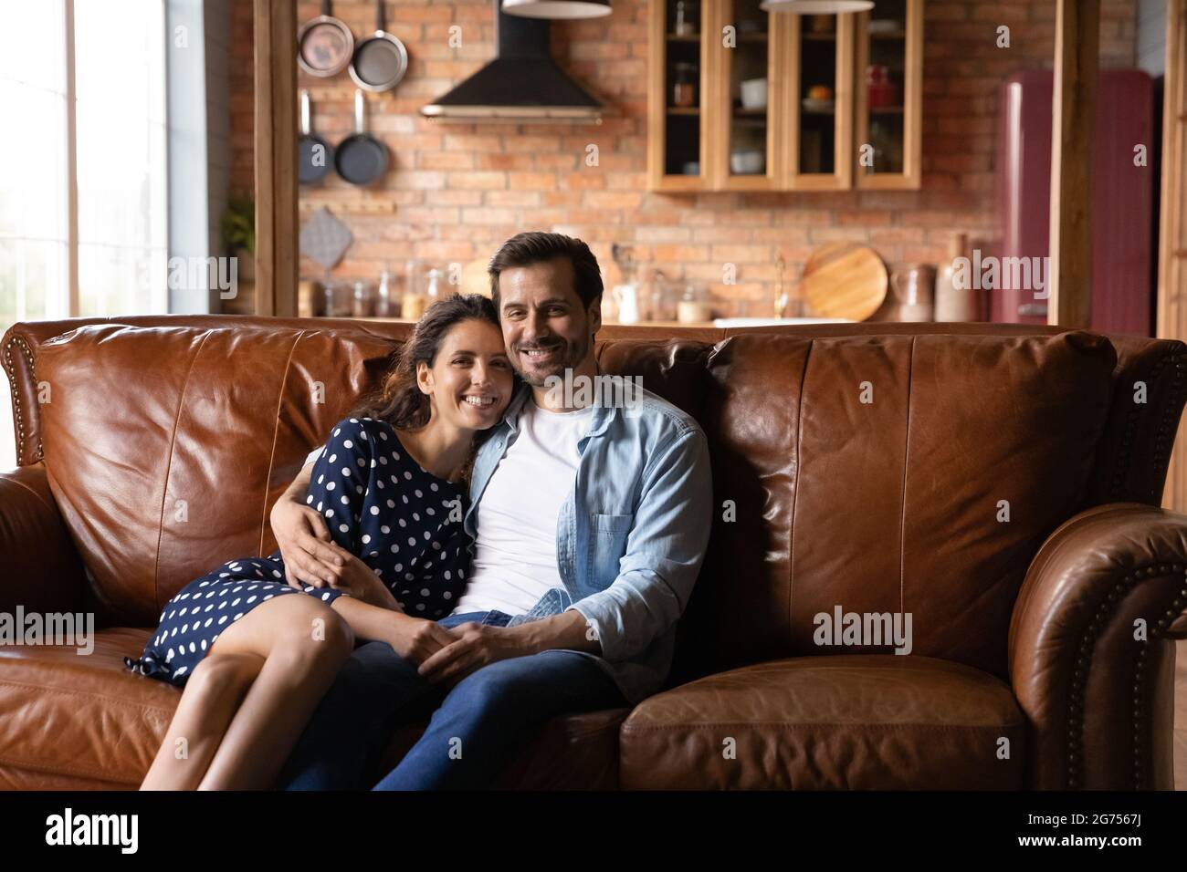 Happy man woman photo camera hi-res stock photography and images - Alamy