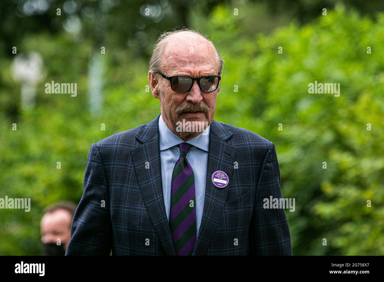 WIMBLEDON LONDON 11 July 2021. Former 1972 Wimbledon champion, Stan Smith  arrives at the All England Lawn Tennis Club for the Gentlemen's singles  final on day 13 of the Wimbledon Championships. Credit