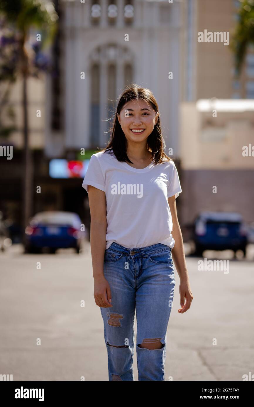Young slim asian chinese woman hi-res stock photography and images - Alamy