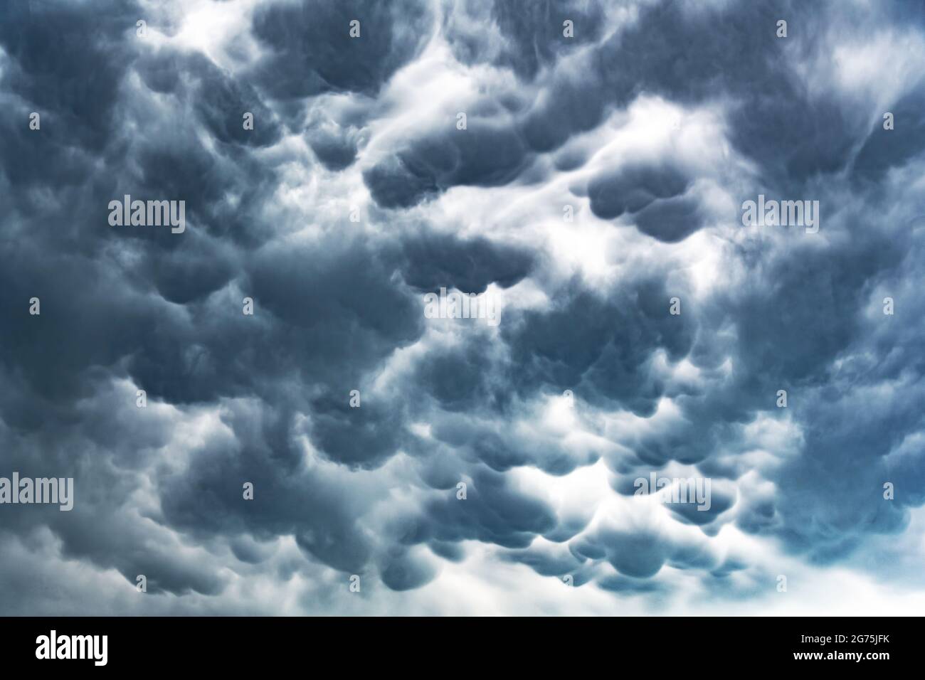 Dramatic cloudy sky as abstract background Stock Photo - Alamy