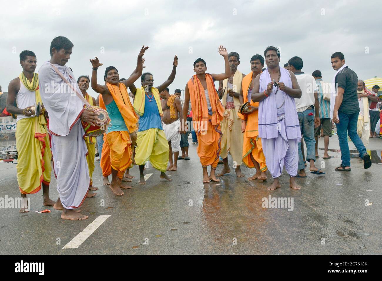 dance perform by devotees during ratha yatra festival Stock Photo