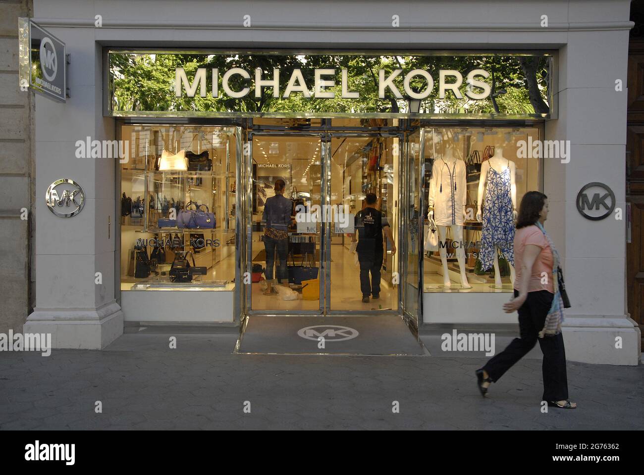 BARCELONA /SPAIN 28 May 2015 Michael Kors Boutique in Barcelona Spain  (Photo by Francis Joseph Dean/Deanpictures Stock Photo - Alamy