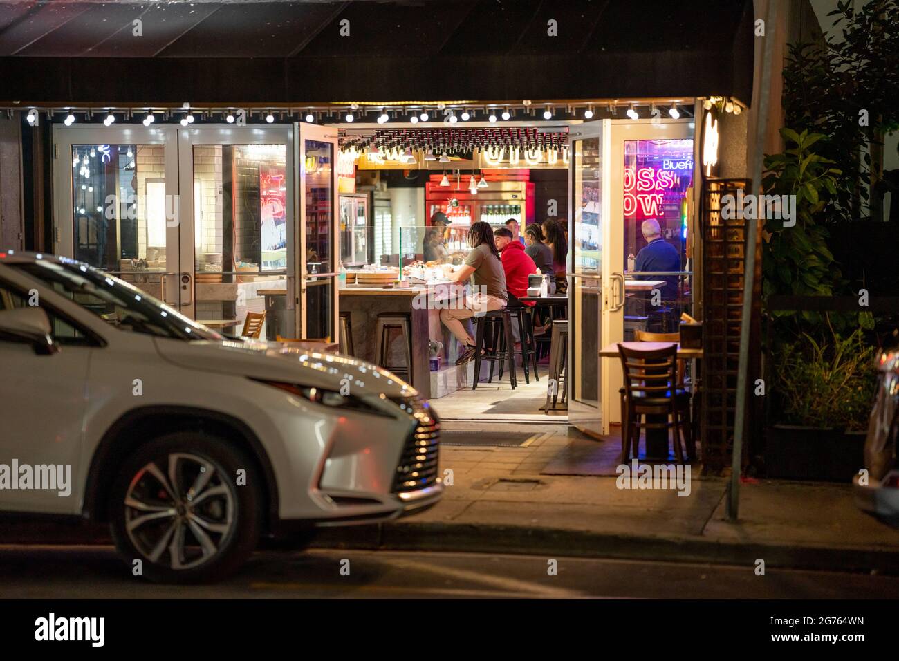 Photo of Oyster Bar Miami Brickell at night Stock Photo Alamy