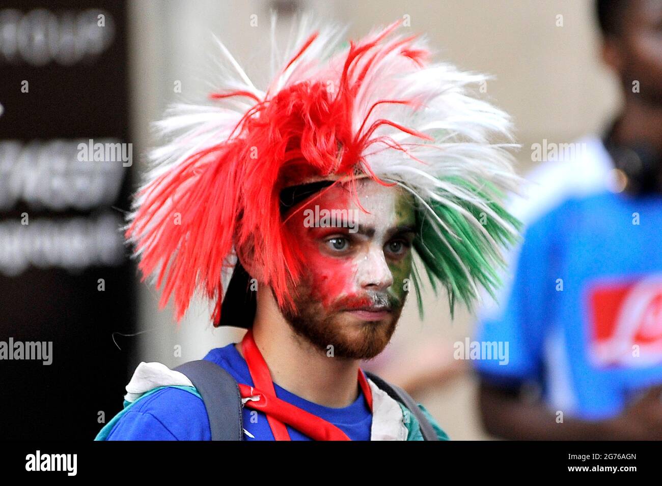 Roma, Italy. 11th July, 2021. Italian fans in Piazza del Popolo in Rome, during the last match of Uefa Europe 2020, between Italy vs England. Rome, Italy, July 11, 2021. (photo by Vincenzo Izzo/Sipa USA) Credit: Sipa USA/Alamy Live News Stock Photo