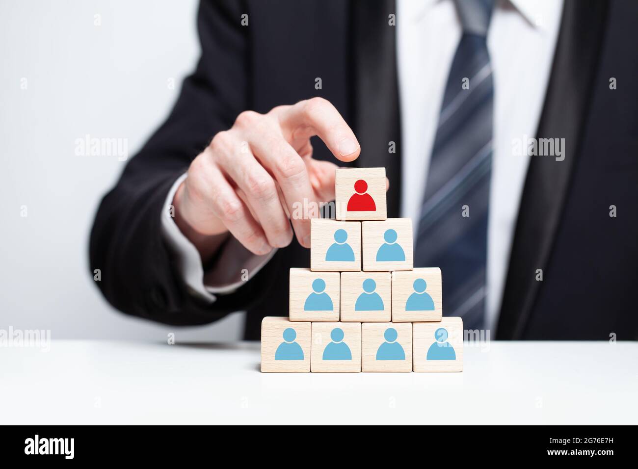 Successor Successor group of people hi-res stock photography and images - Alamy
