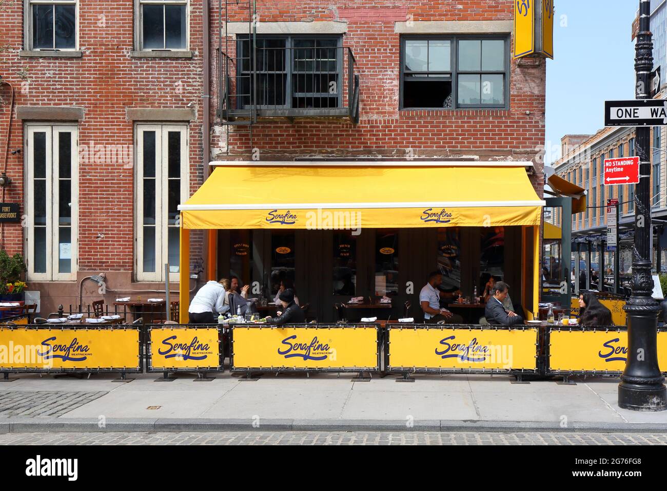 Serafina, 7 Ninth Ave, New York, NYC storefront photo of an Italian