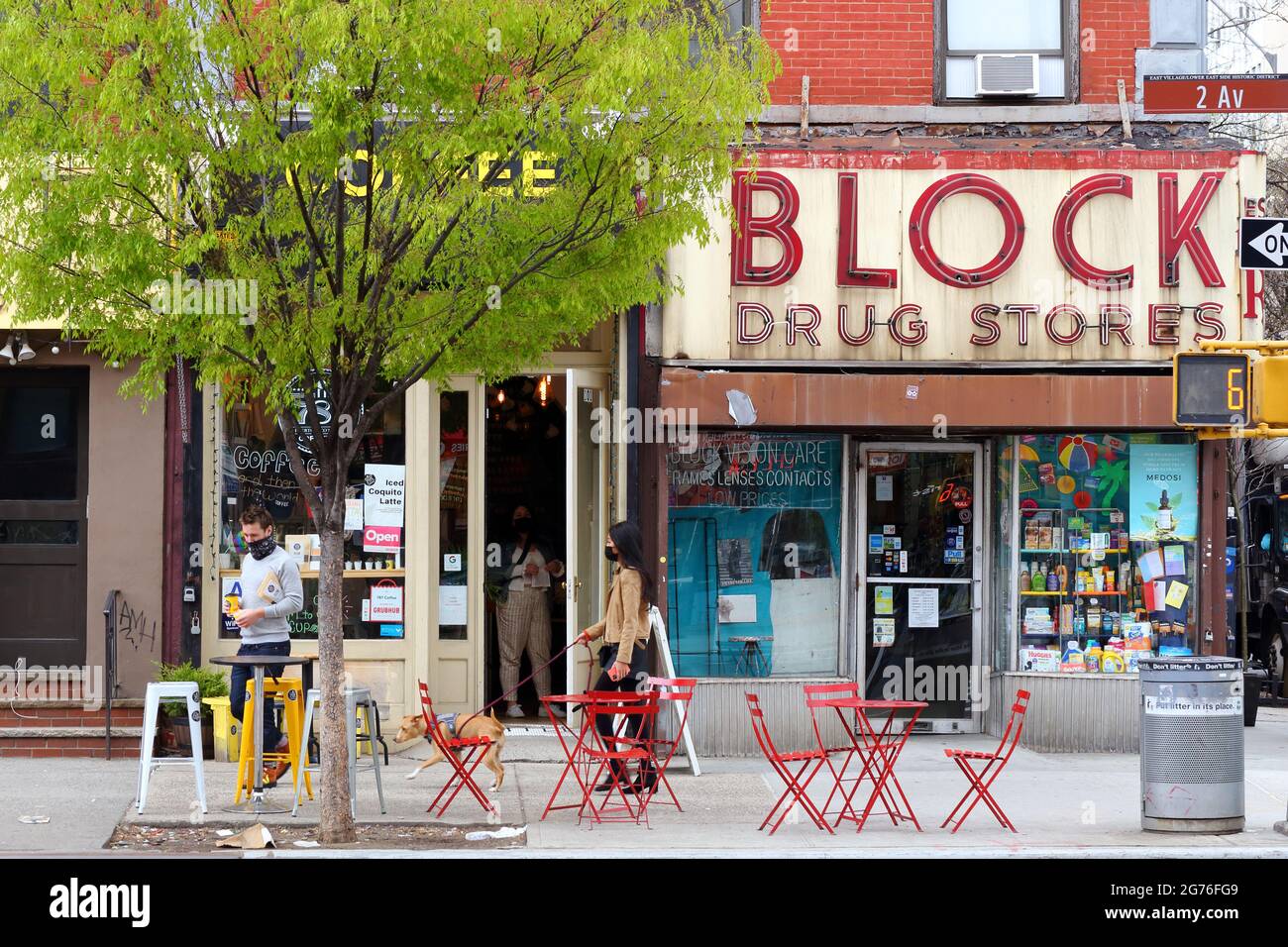 787 Coffee, Block Drug Store, 101 2nd Ave, New York, NYC storefront photo of a farm-to-cup coffee shop and a drug store in the East Village. Stock Photo
